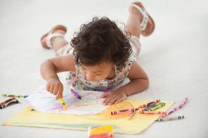 5 món đồ chơi giúp bé gái phát triển tối đa trí thông minh, óc sáng tạo