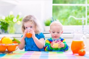 Bổ sung Vitamin C mỗi ngày cho trẻ: Nên hay không?.